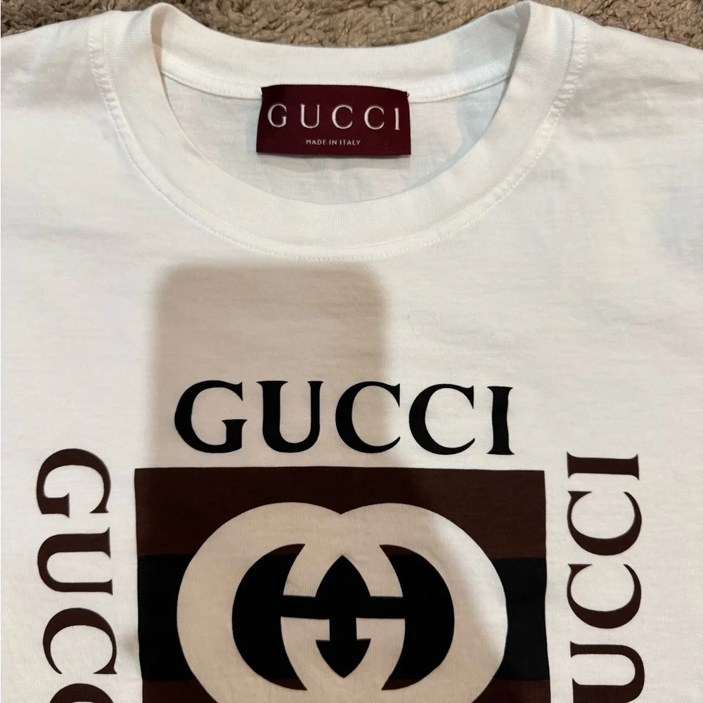 LIKE NEW‼️ WORN ONCE GUCCI T- SHIRT - Picture 4 of 11